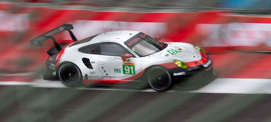Porsche 911 RSR #91 de Porsche GT Team recorre el Autódromo Hermanos Rodríguez durante las ‘2017 WEC 6 Hours of Mexico’.